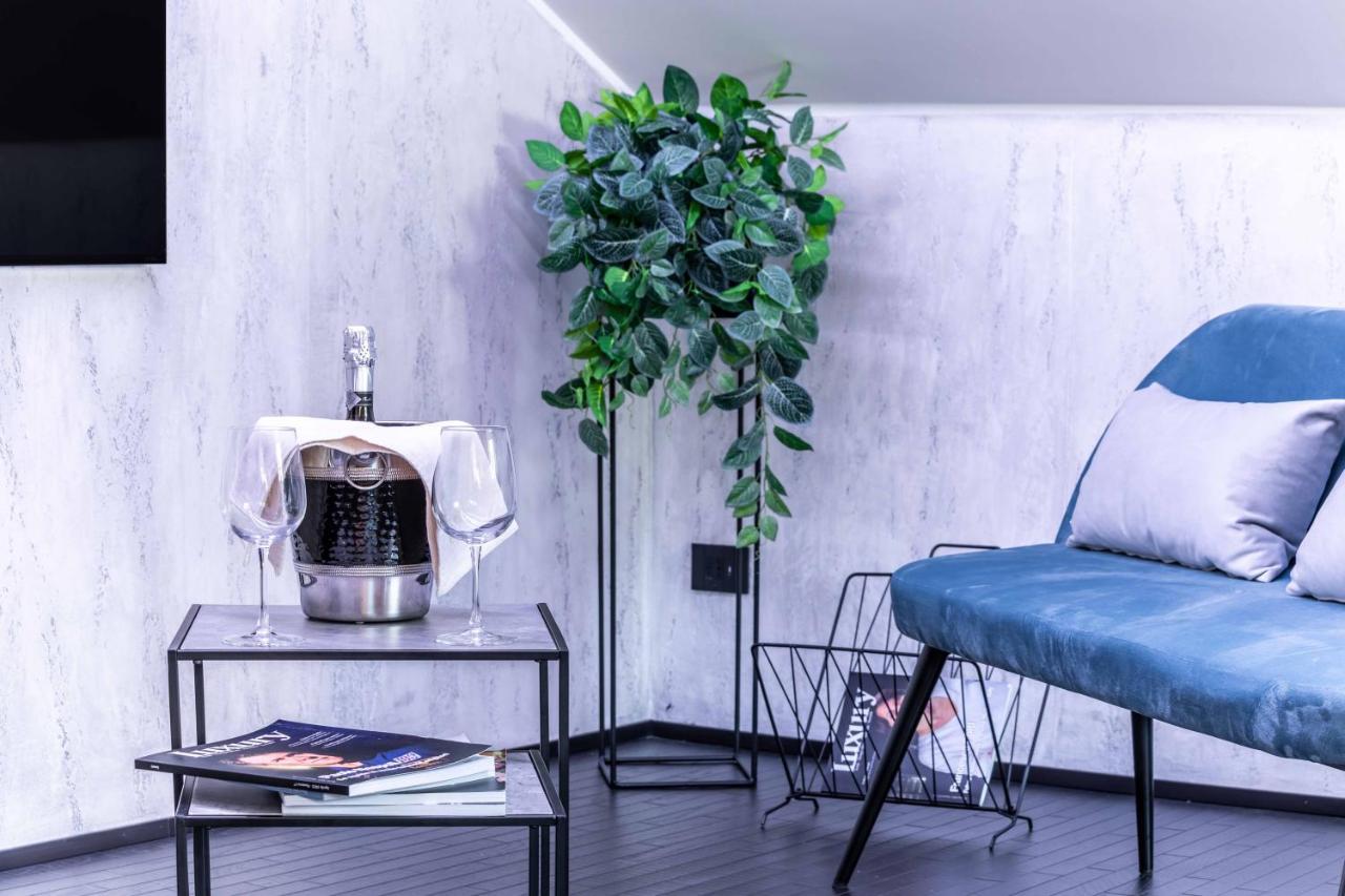 Quadrilatero Della Moda- Luxury Loft In The Heart Of The Fashion District Милан Экстерьер фото